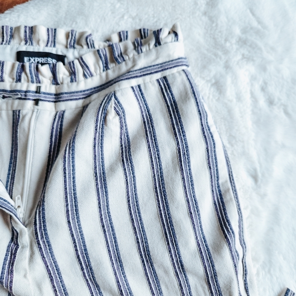 Express Cream & Navy Pinstripe High-rise Slim Pants (Size 00P) - Picture 7 of 9
